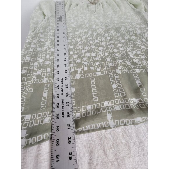 Chico's Women Sheer Sage Green Geometric Tunic Blouse Size 3 Tie-Neck 3/4 Sleeve - Picture 6 of 6